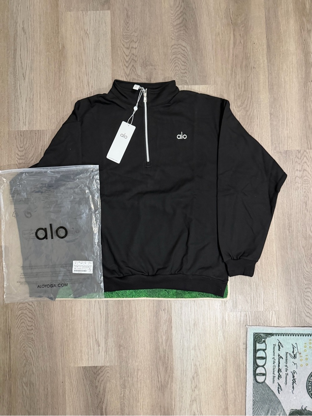 ALO Yoga Men’s Black Half-Zip Pullover Sweatshirt